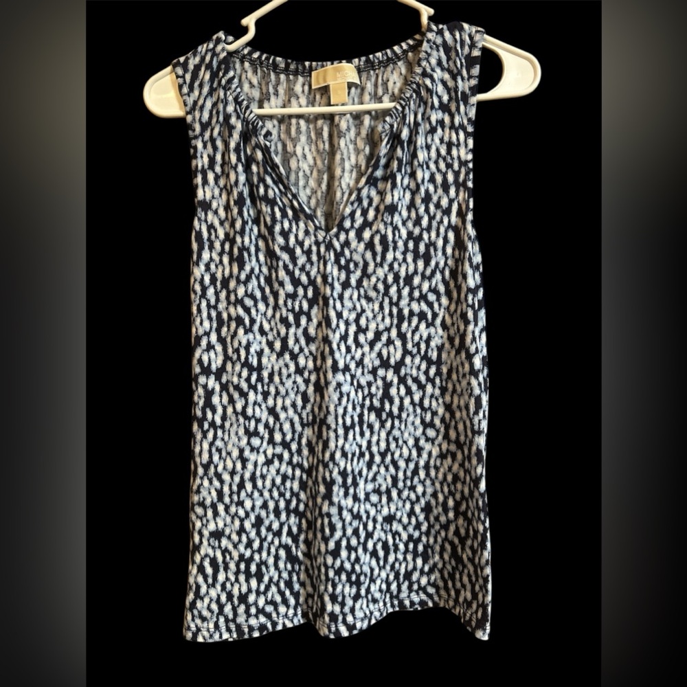 ⭐️⭐️3/$30⭐️⭐️Michael Michael Kors sleeveless blouse size small